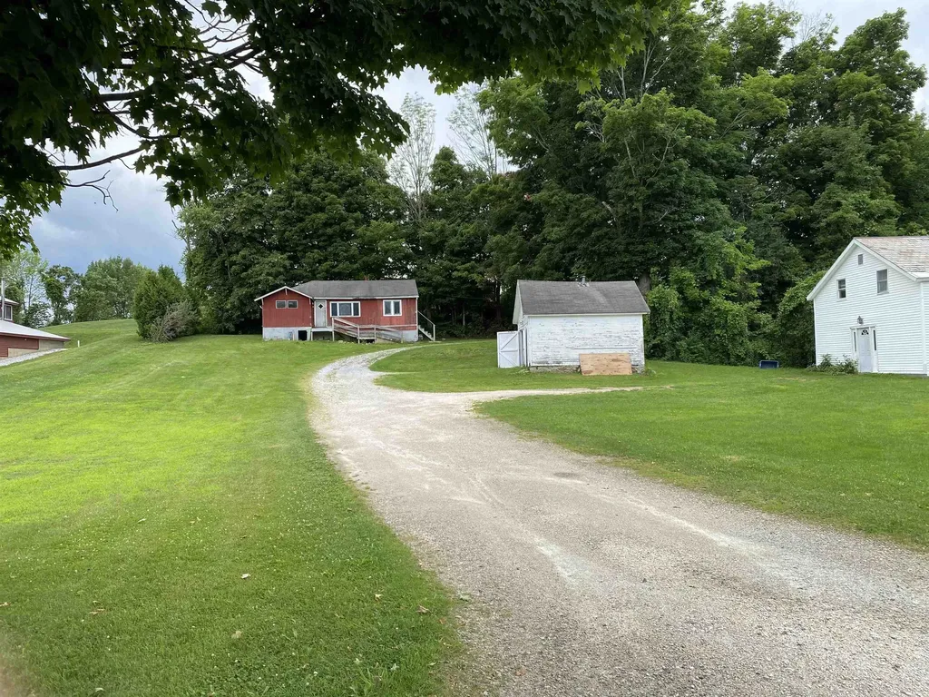 2179 Route 7b Central Clarendon VT 05759