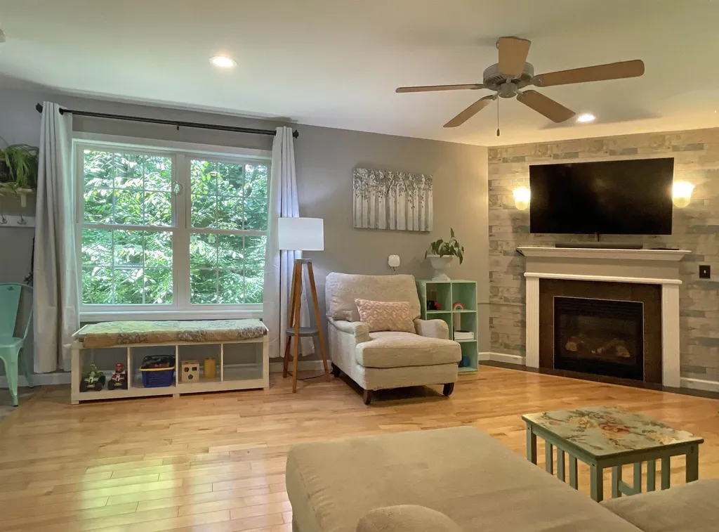 45 Fielding Lane South Burlington VT 05403