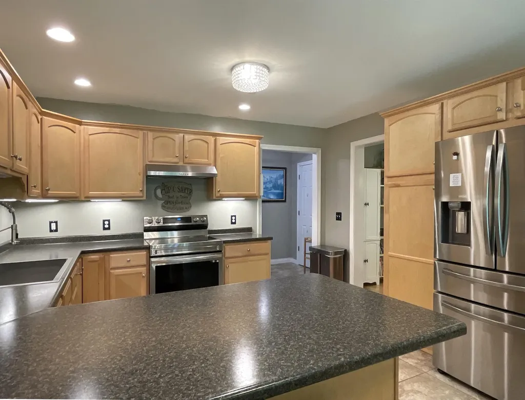 45 Fielding Lane South Burlington VT 05403