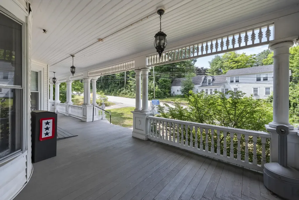 115 South Main Street Bristol NH 03222