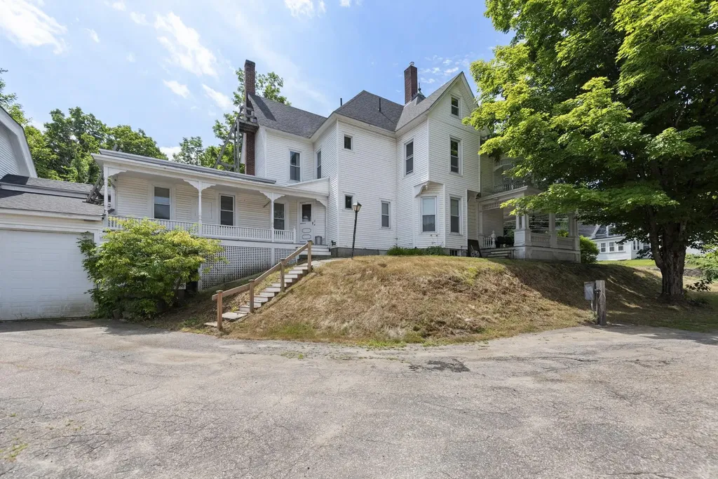 115 South Main Street Bristol NH 03222