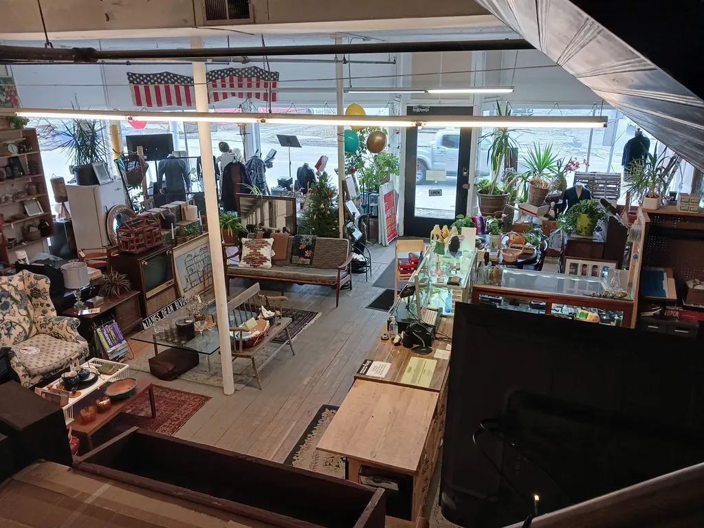 35 South Main Street Lebanon NH 03784