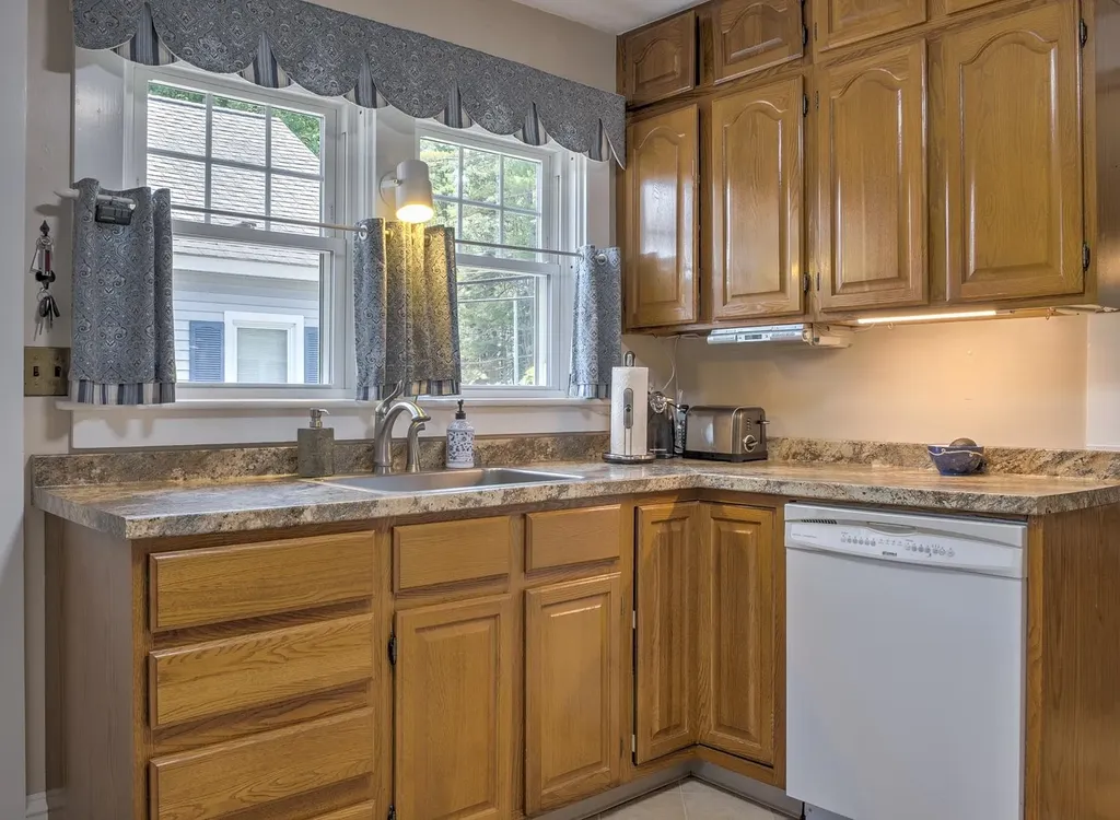 281 Park Avenue Keene NH 03431
