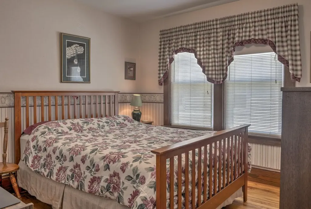 281 Park Avenue Keene NH 03431