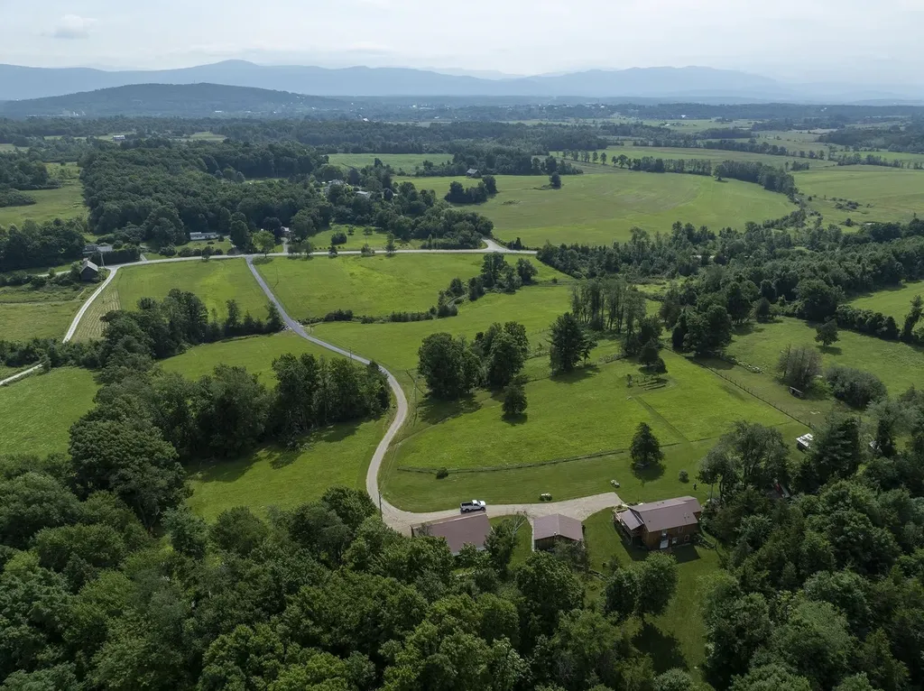 1289 James Road Weybridge VT 05753