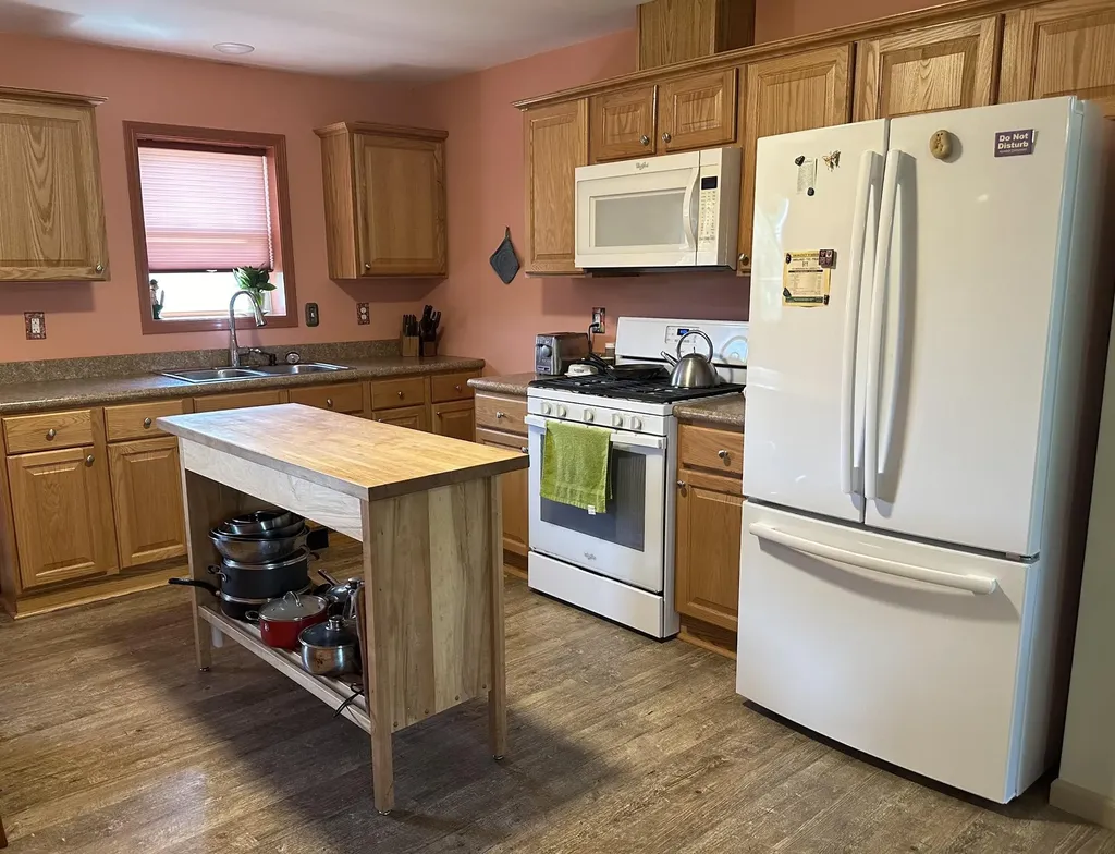 1289 James Road Weybridge VT 05753