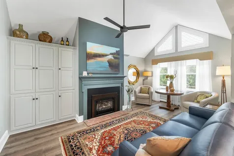 1 Highland Ridge New London NH 03257