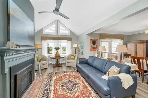 1 Highland Ridge New London NH 03257