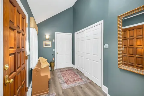 1 Highland Ridge New London NH 03257