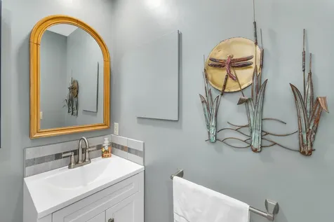 1 Highland Ridge New London NH 03257