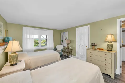 1 Highland Ridge New London NH 03257