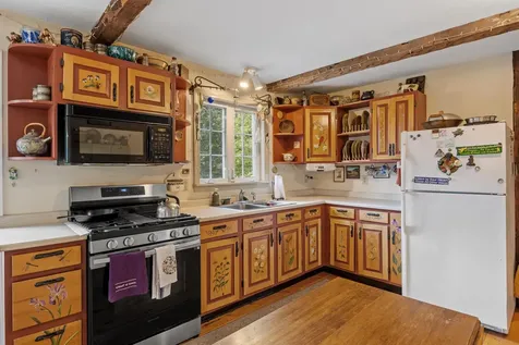 1041 Battle Street Webster NH 03303