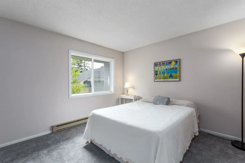 16 Bayberry Lane South Burlington VT 05403