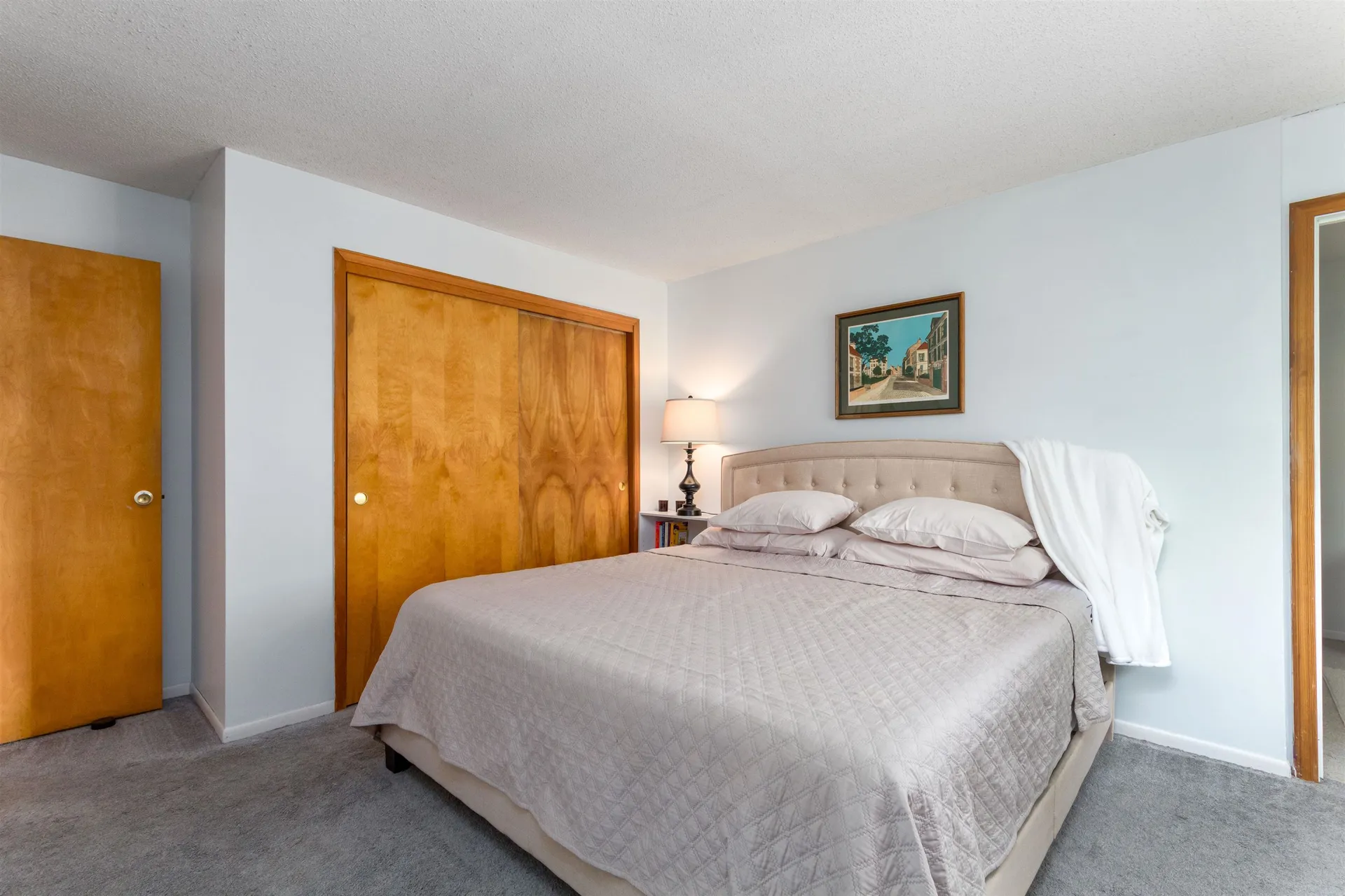 16 Bayberry Lane South Burlington VT 05403