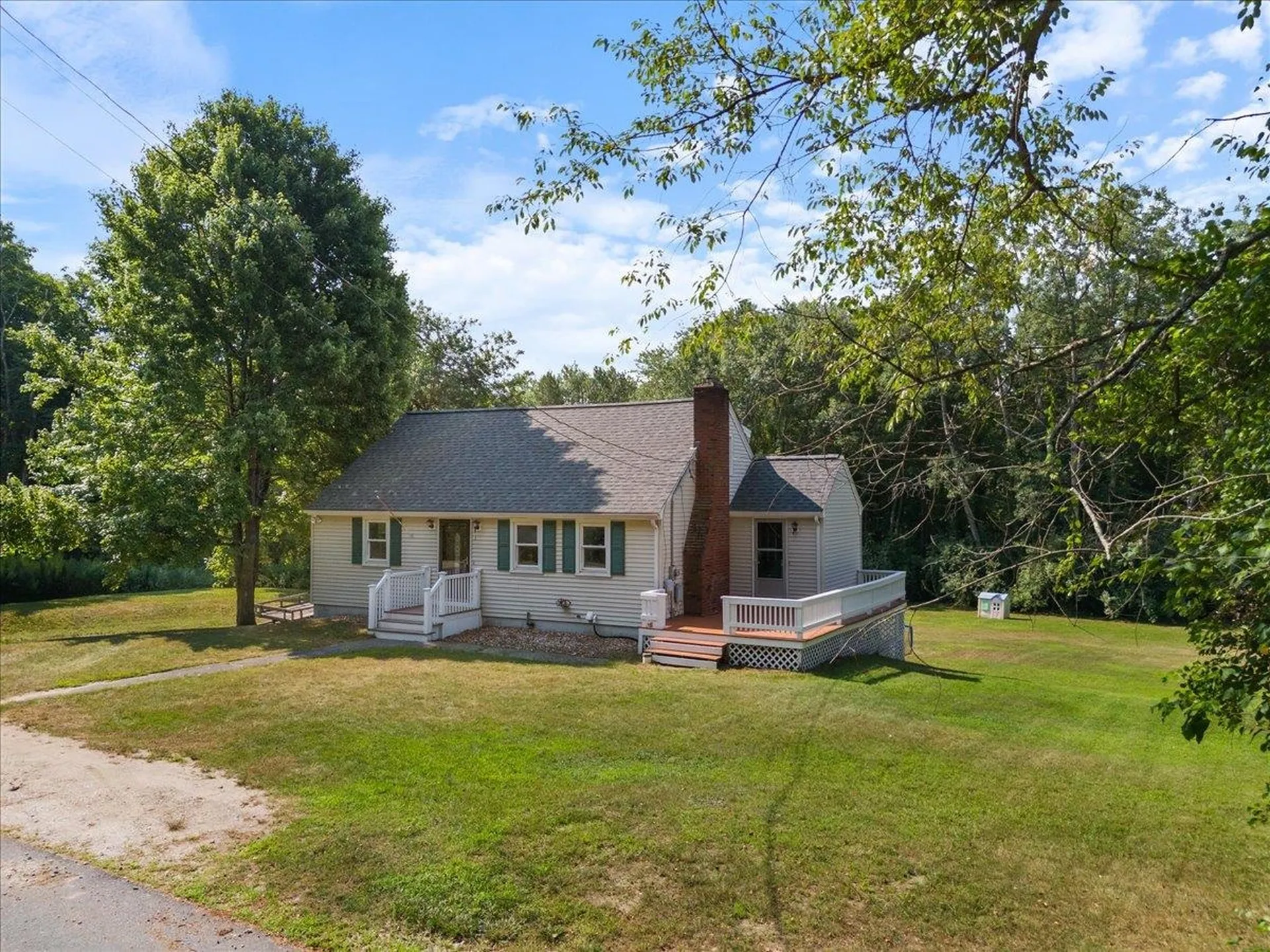3 Old Derry Road Salem NH 03079