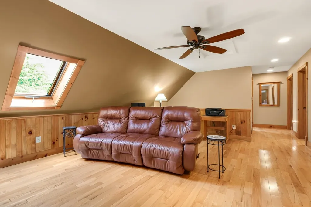 134 Crown Point North Pittsford VT 05763