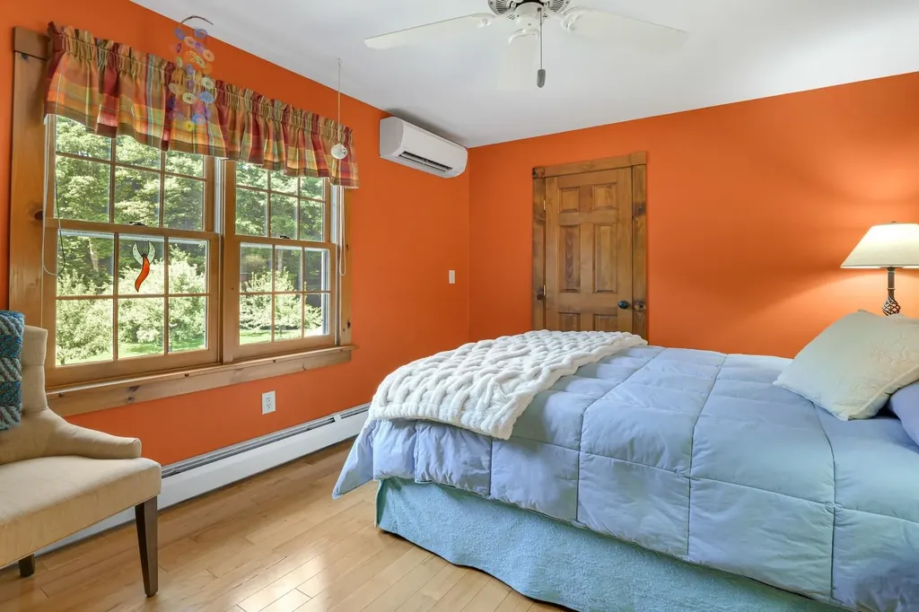 134 Crown Point North Pittsford VT 05763