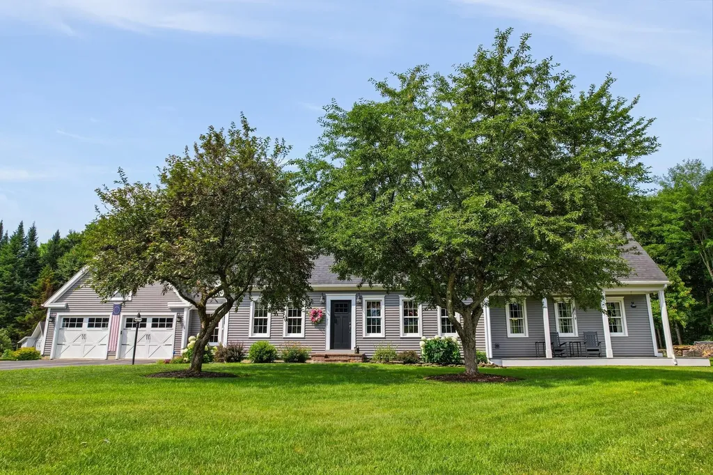 134 Crown Point North Pittsford VT 05763