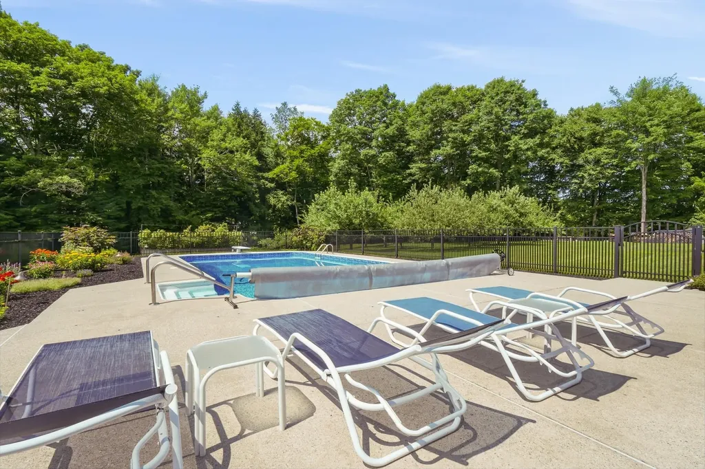 134 Crown Point North Pittsford VT 05763