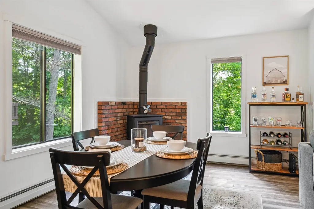 401 Old Quechee Road Hartford VT 05059