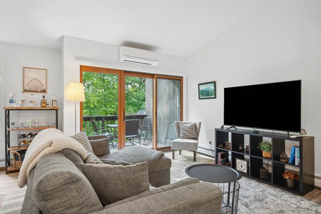 401 Old Quechee Road Hartford VT 05059