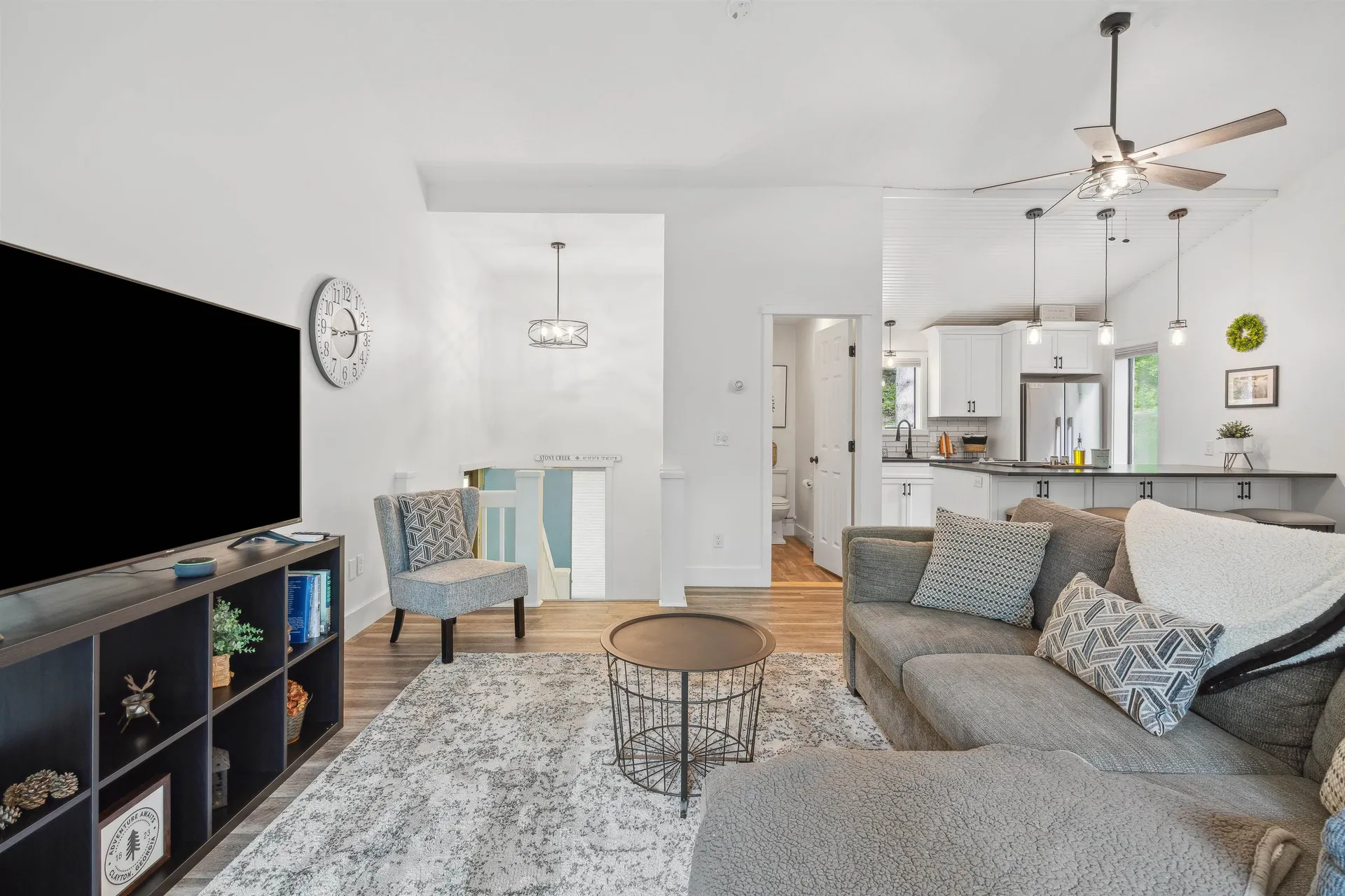 401 Old Quechee Road Hartford VT 05059
