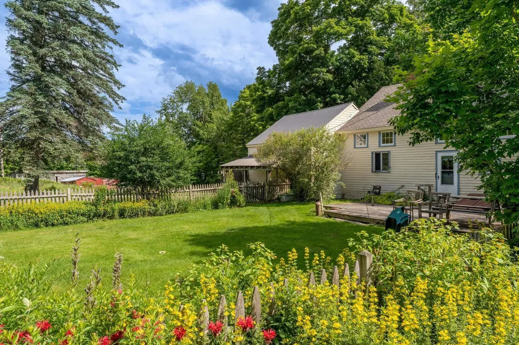 9 Dawley Road Mount Holly VT 05758