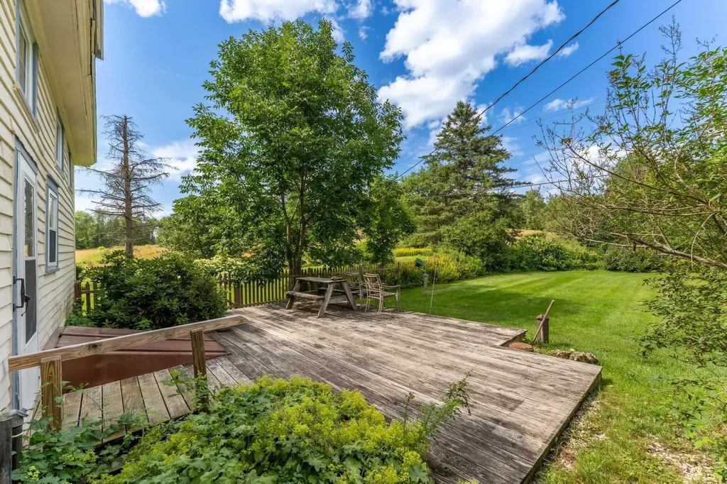 9 Dawley Road Mount Holly VT 05758