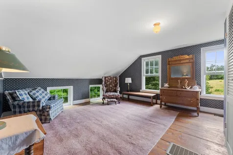 9 Dawley Road Mount Holly VT 05758