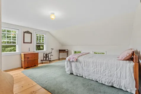 9 Dawley Road Mount Holly VT 05758