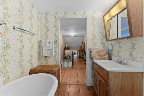 9 Dawley Road Mount Holly VT 05758
