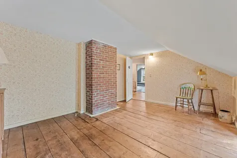 9 Dawley Road Mount Holly VT 05758
