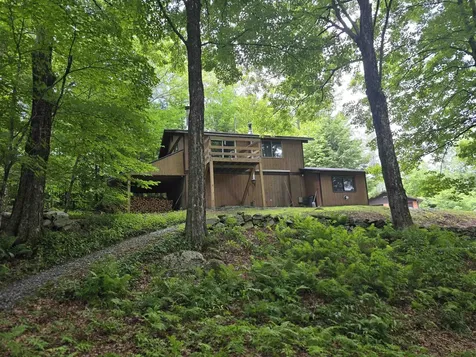 4393 Vt Route 131 Weathersfield VT 05151
