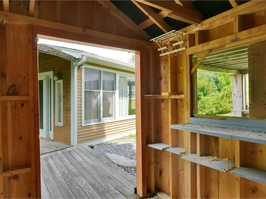 59 River Road Bristol VT 05443