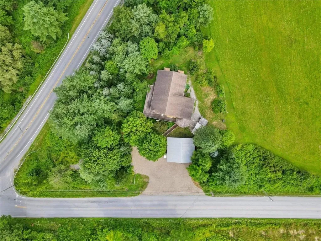 59 River Road Bristol VT 05443