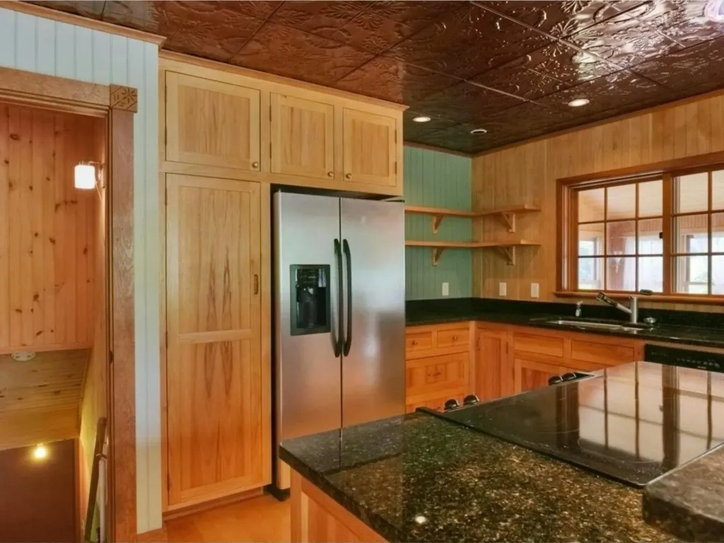 59 River Road Bristol VT 05443