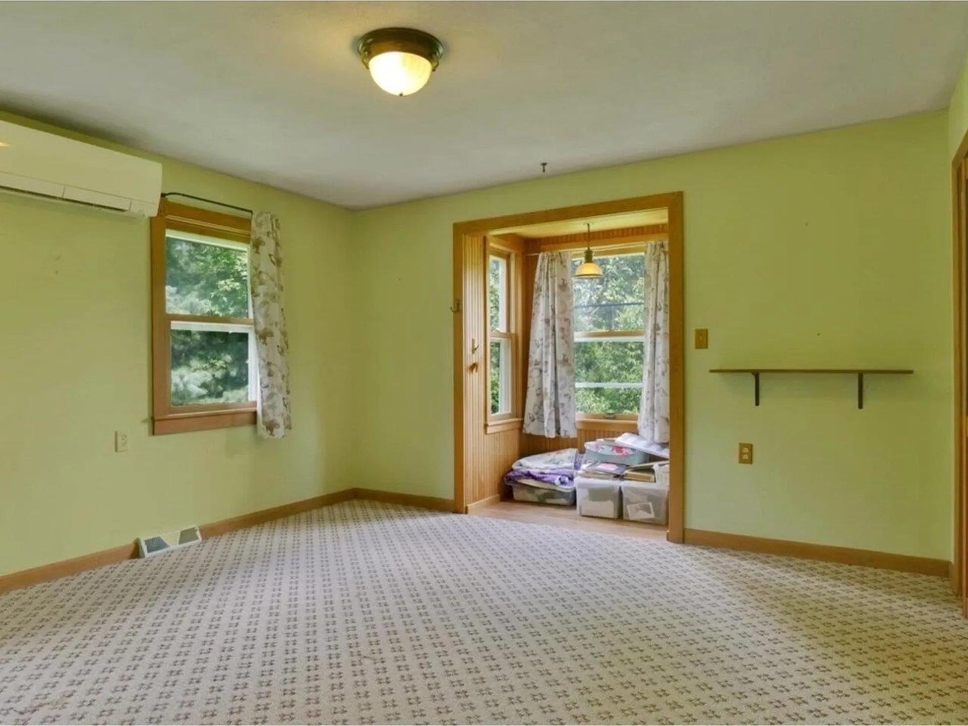 59 River Road Bristol VT 05443