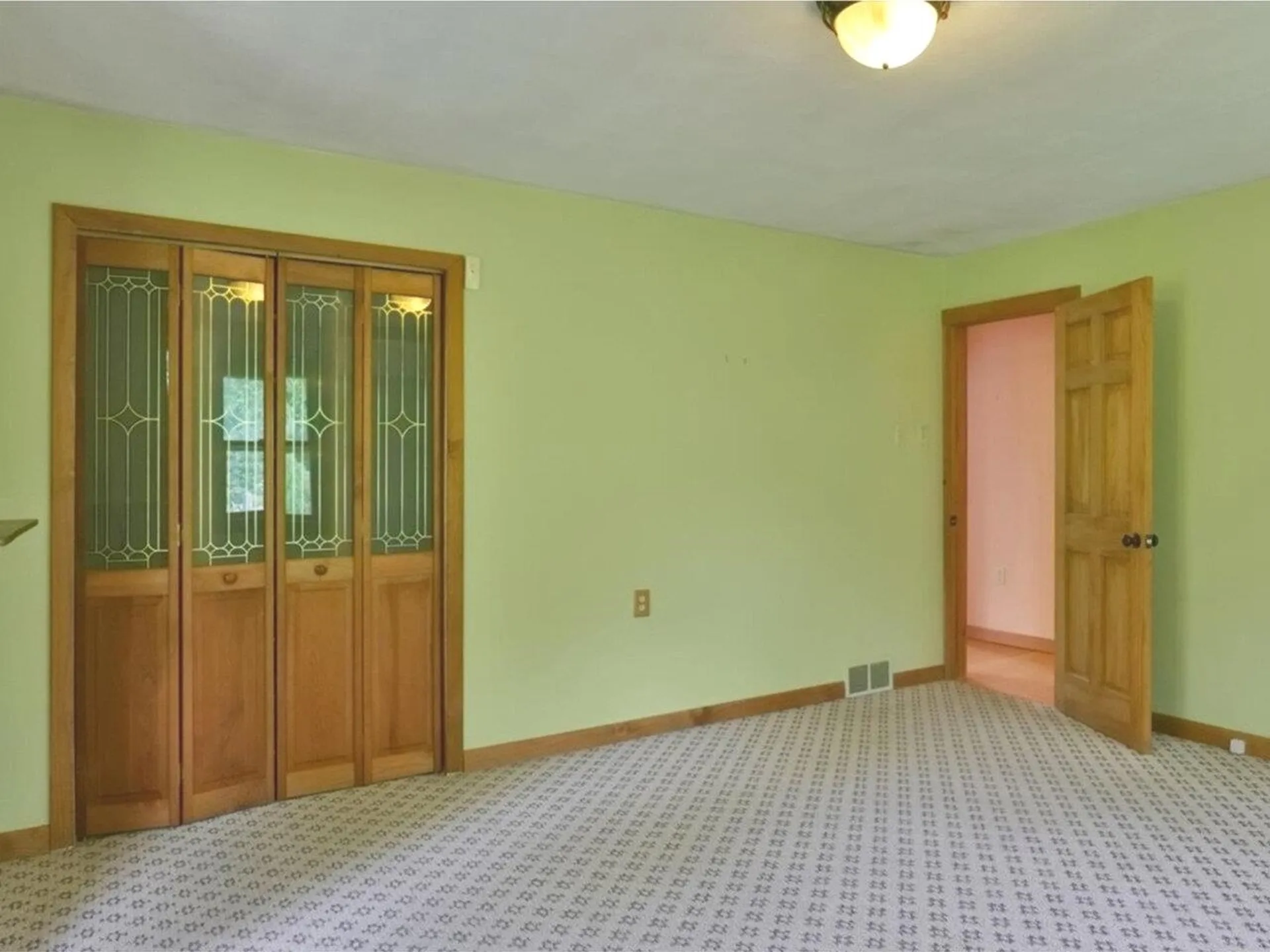 59 River Road Bristol VT 05443