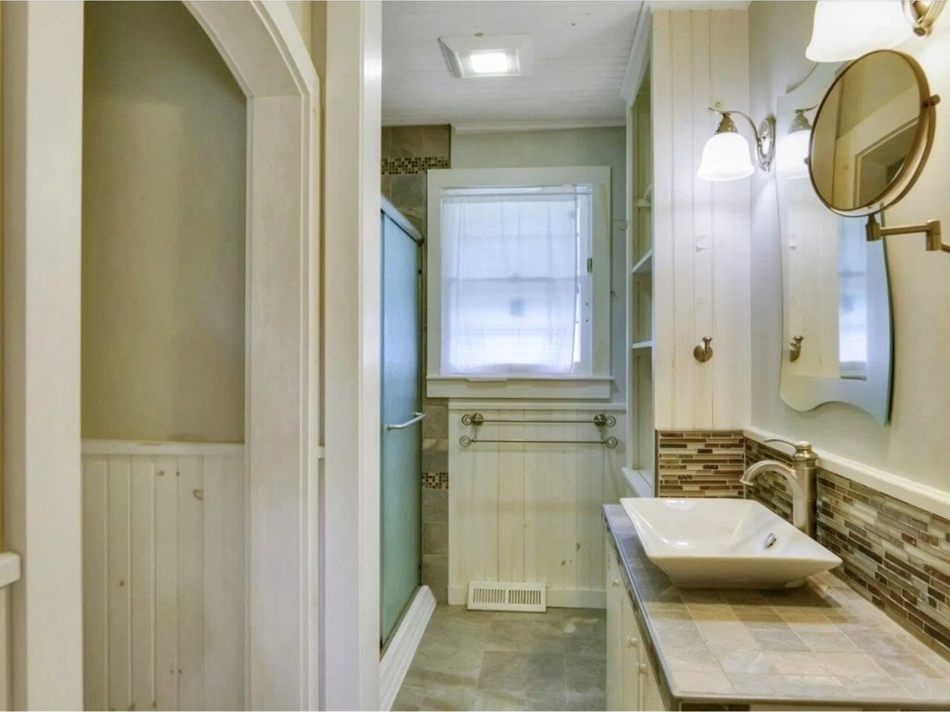 59 River Road Bristol VT 05443