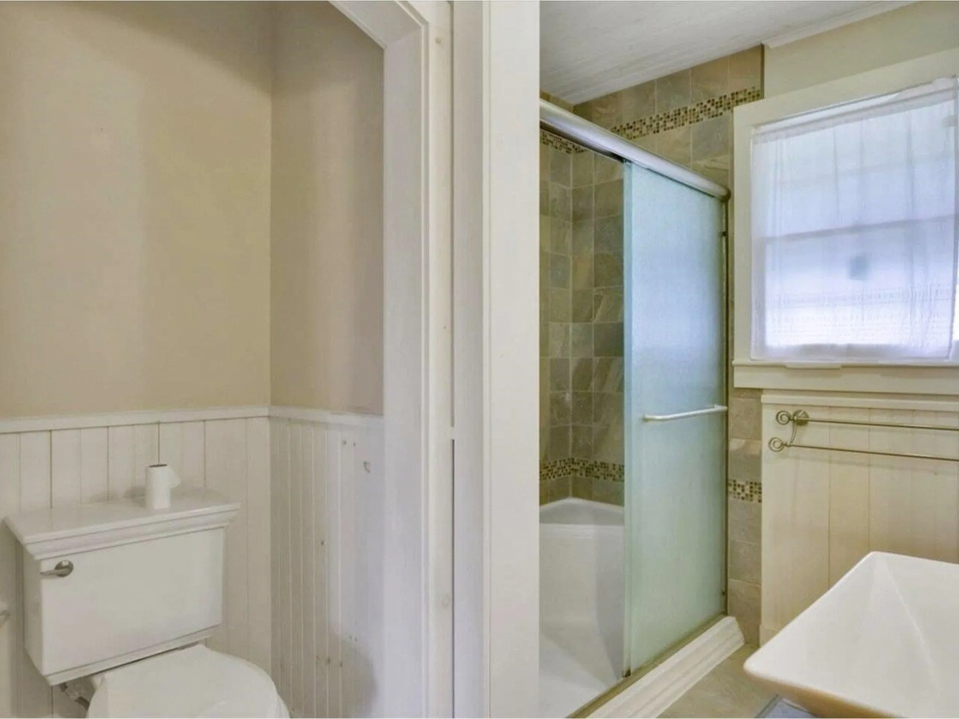 59 River Road Bristol VT 05443