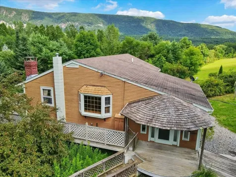 59 River Road Bristol VT 05443