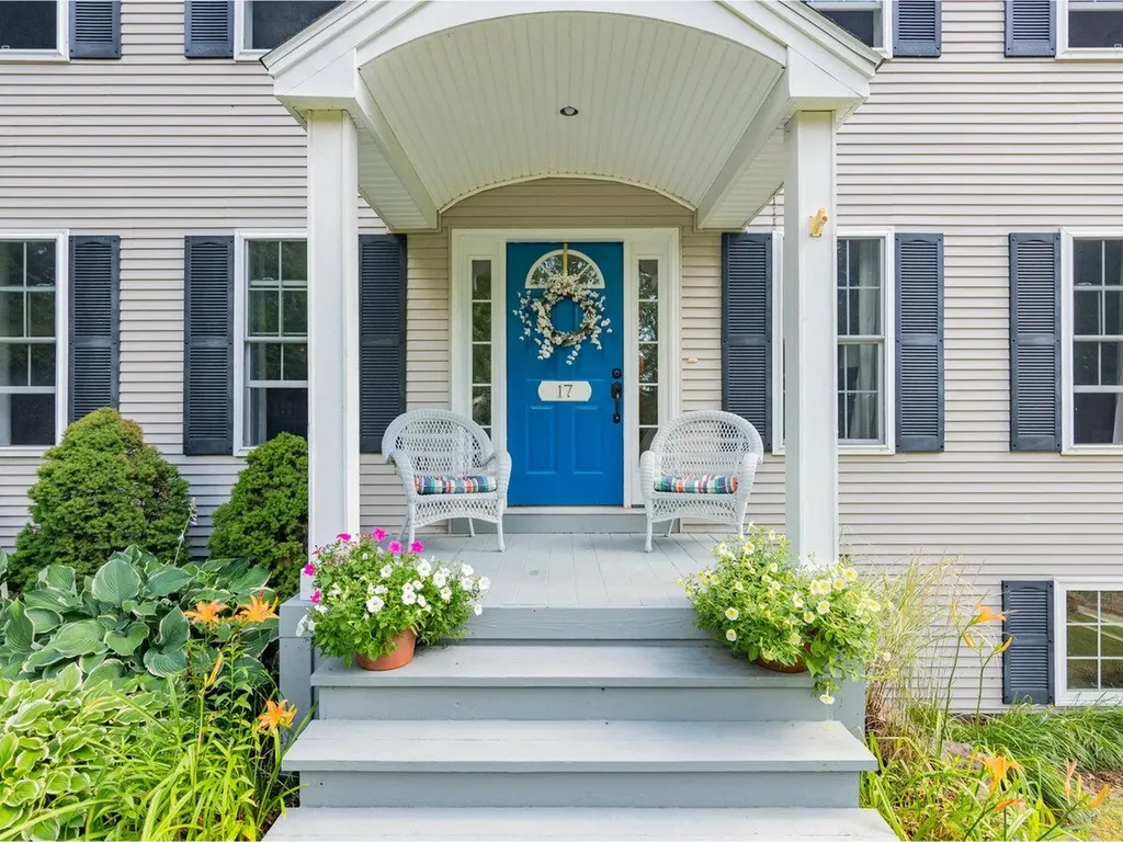 17 Pinnacle Drive Milton VT 05468