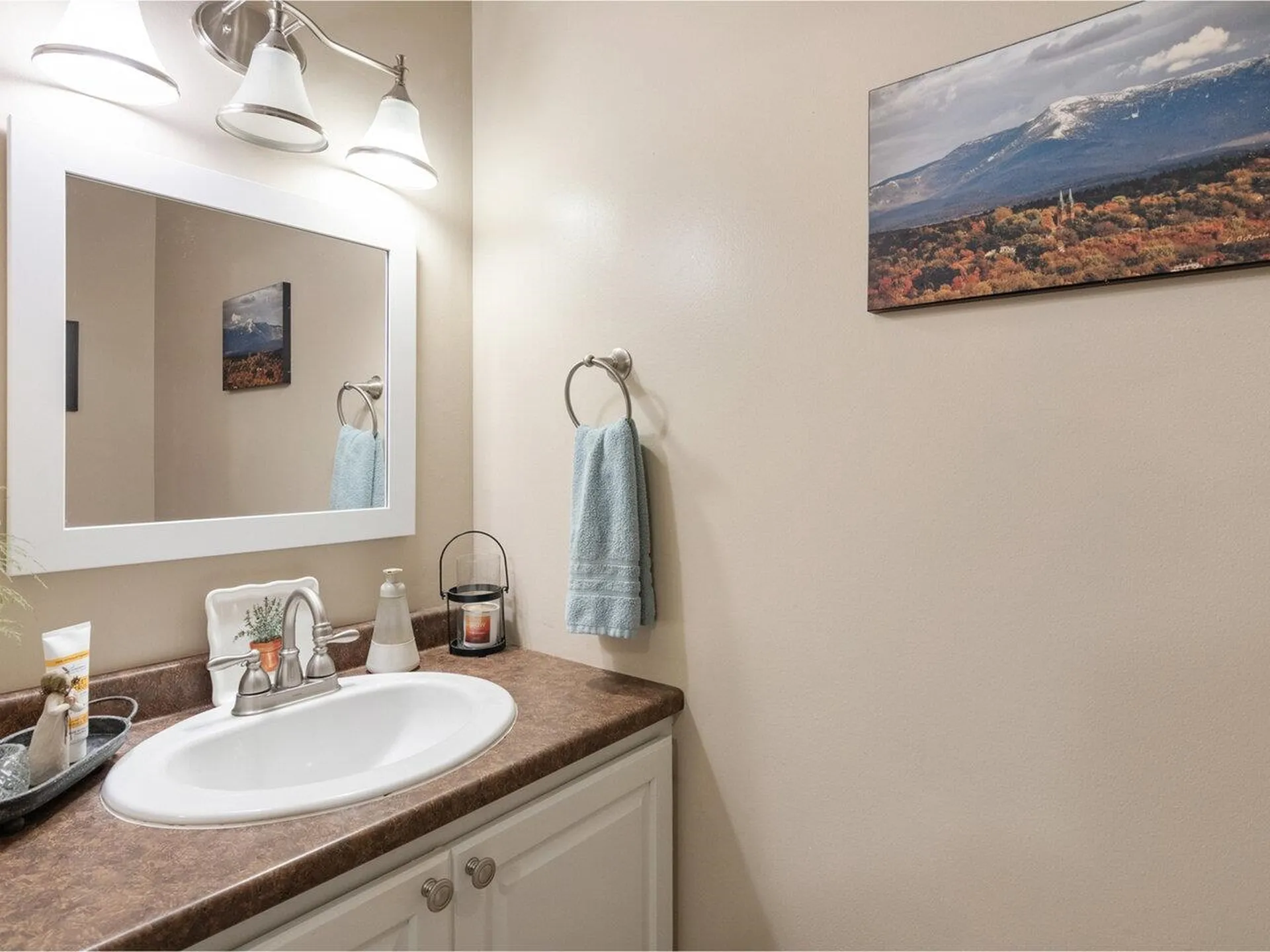 17 Pinnacle Drive Milton VT 05468