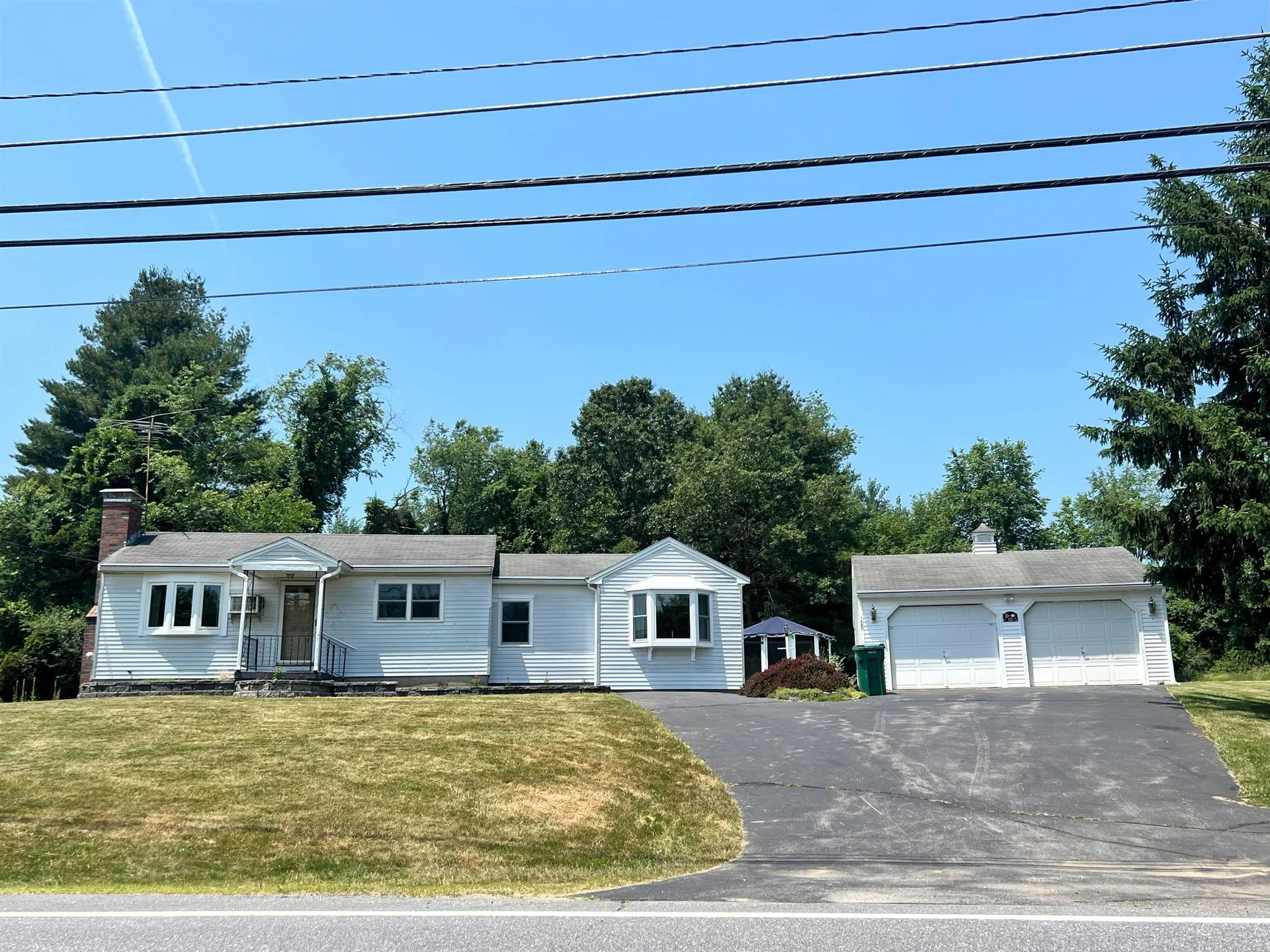 125 North Road East Kingston NH 03827