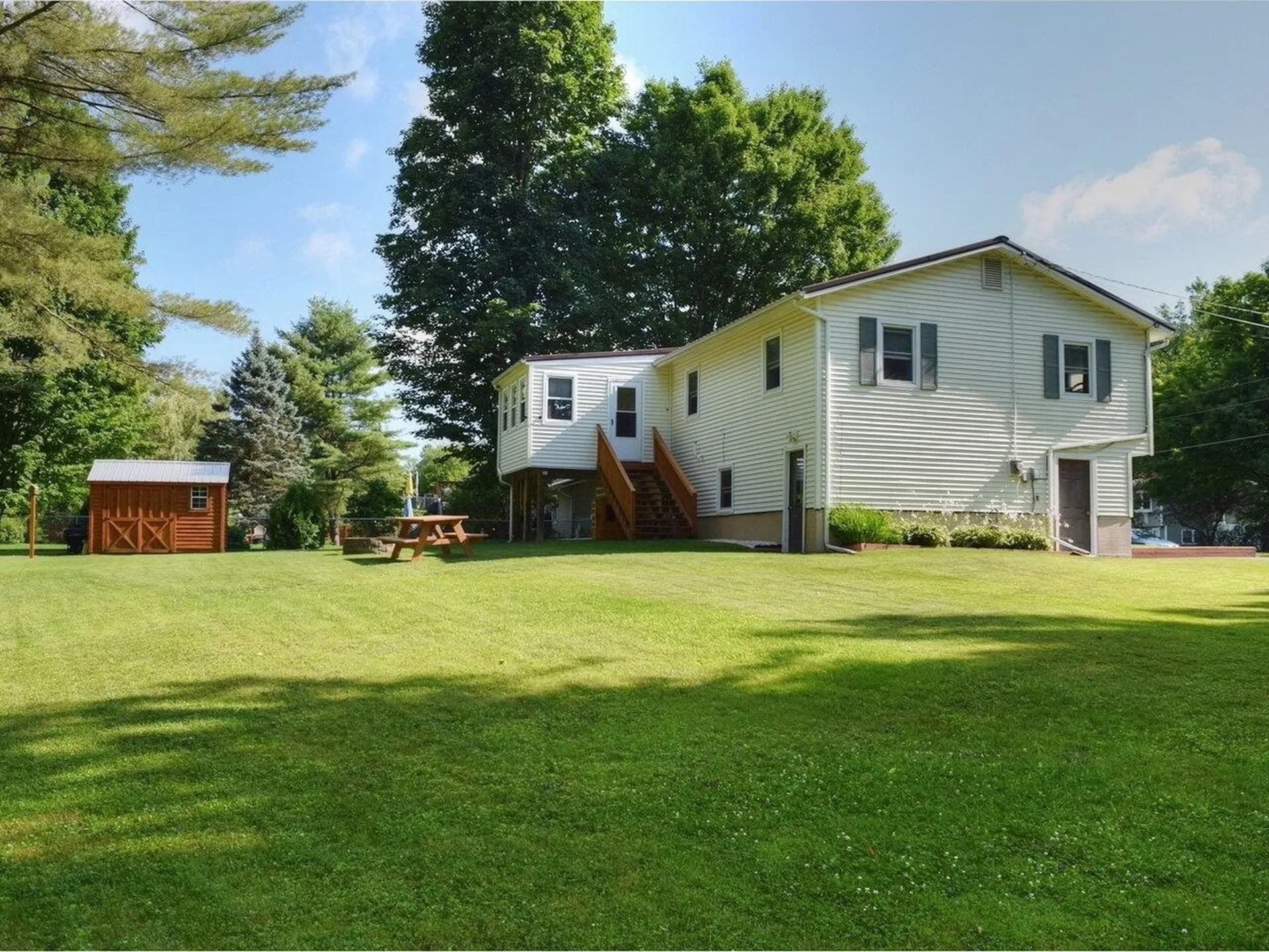 21 Frederick Road Essex Junction VT 05452