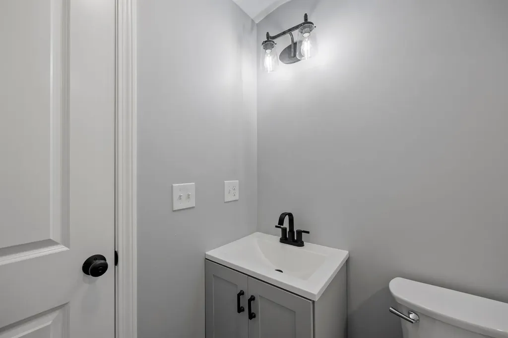 125 Webber Road Strafford NH 03884