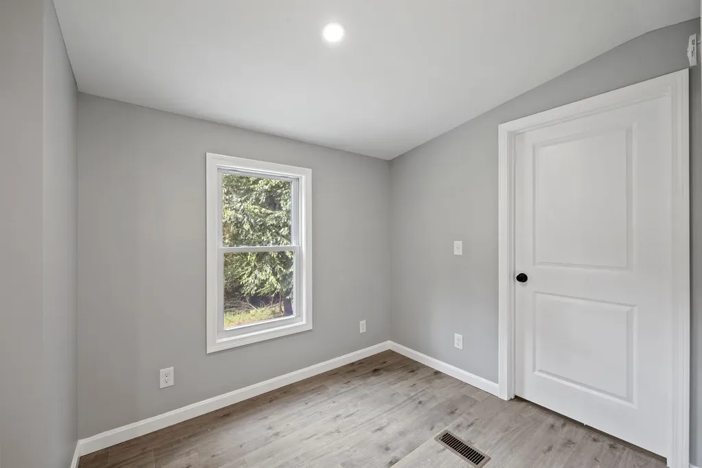 125 Webber Road Strafford NH 03884