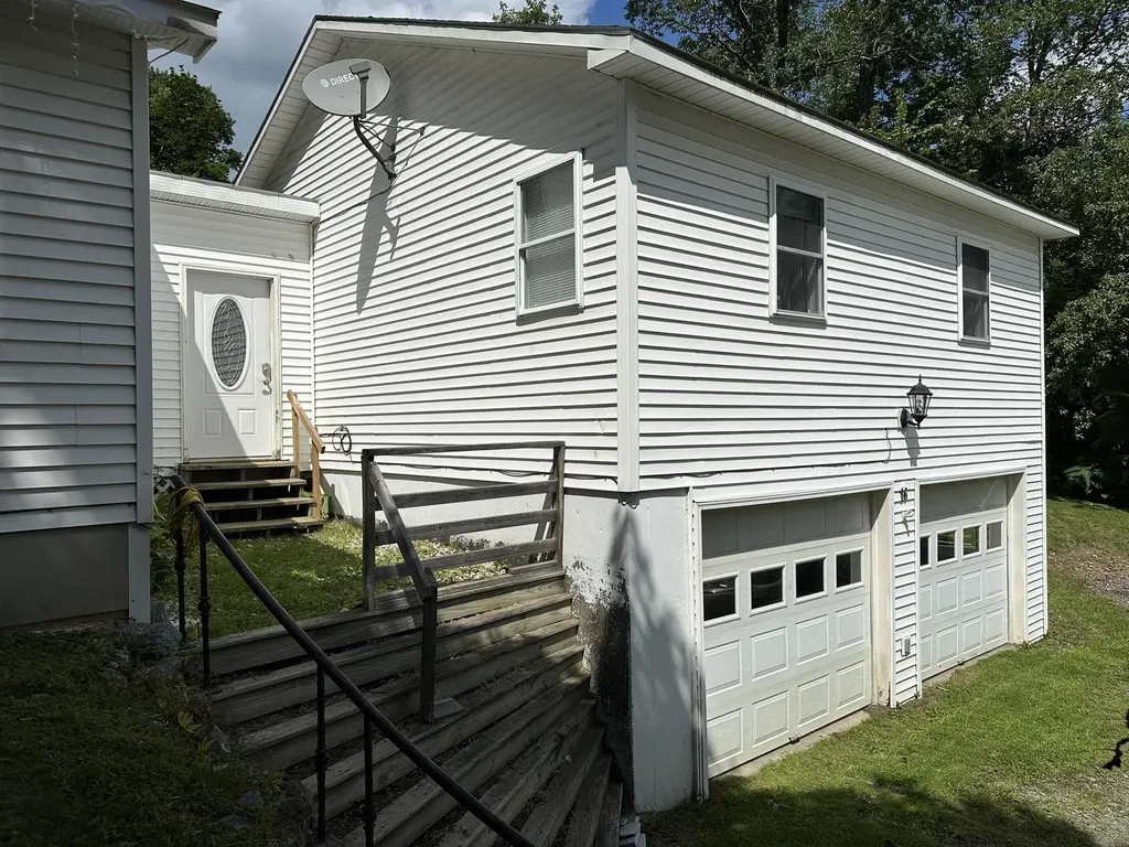 16 Mill Street Hyde Park VT 05655