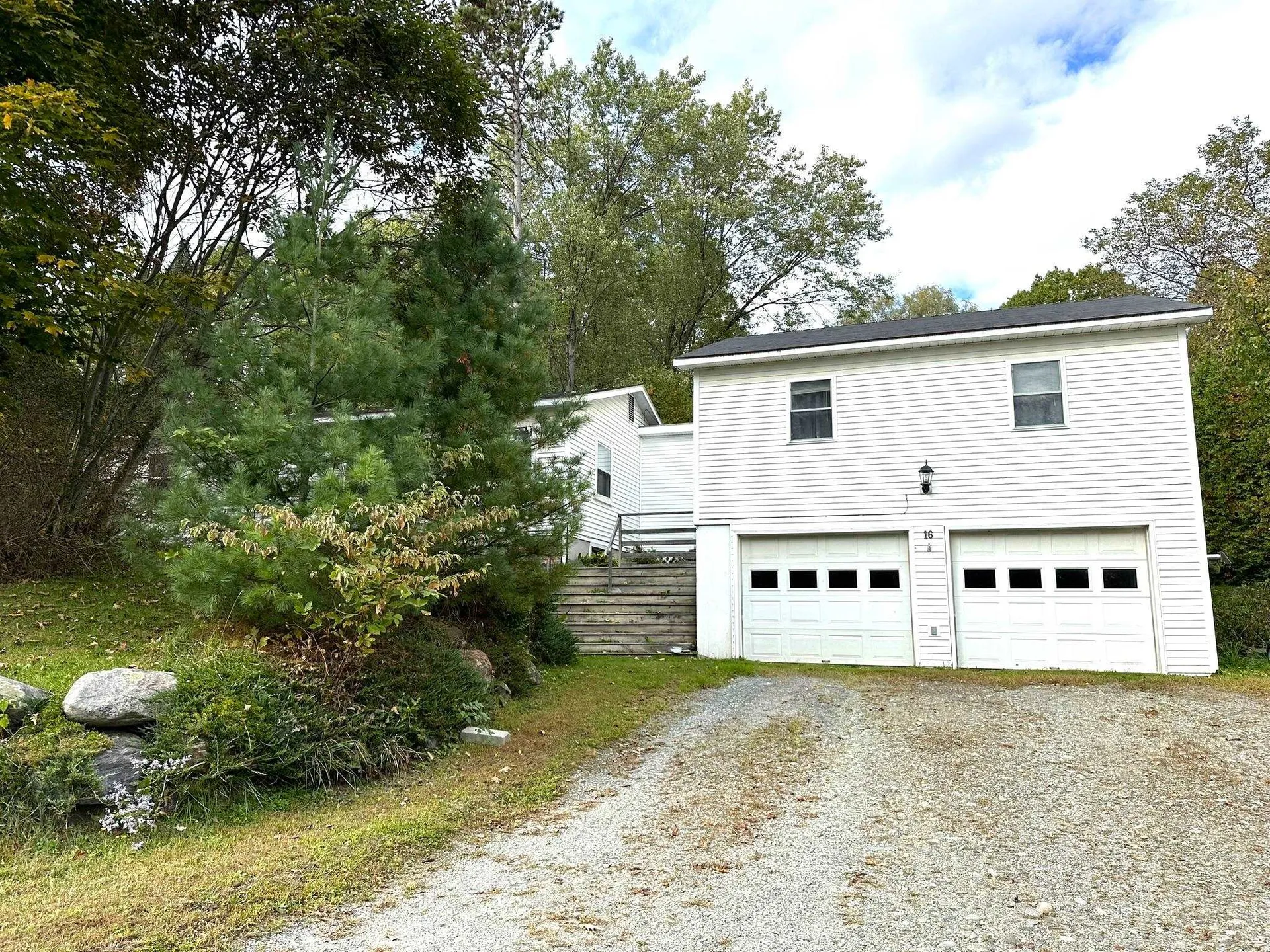 16 Mill Street Hyde Park VT 05655