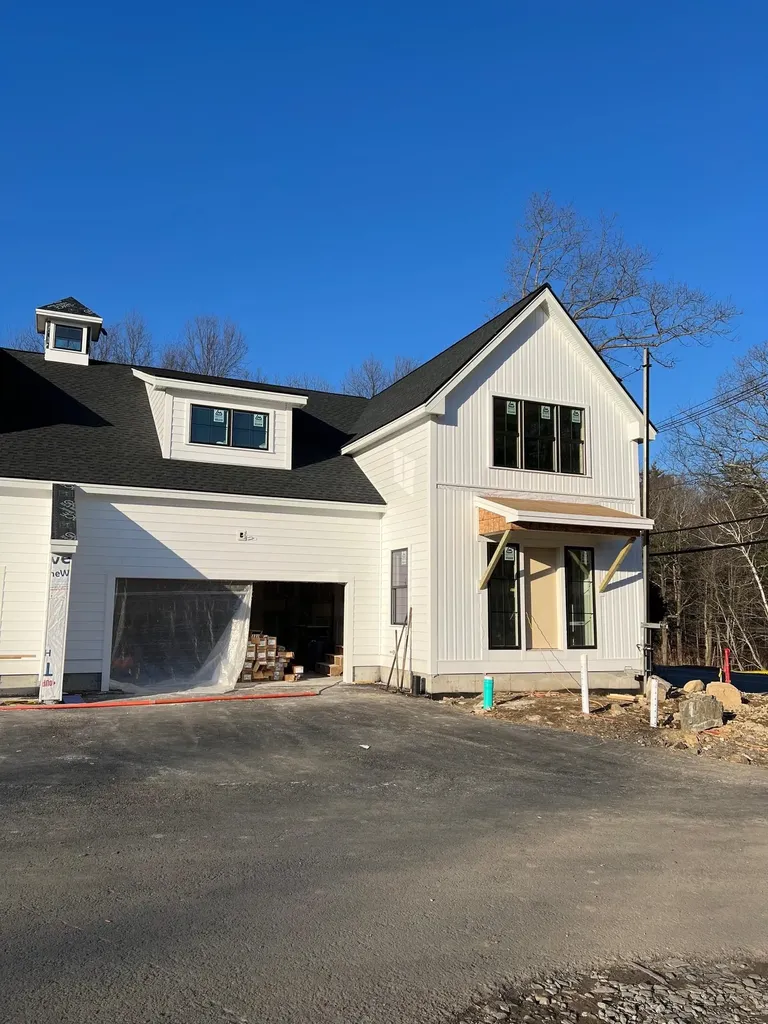 1171 Sagamore Avenue Portsmouth NH 03801